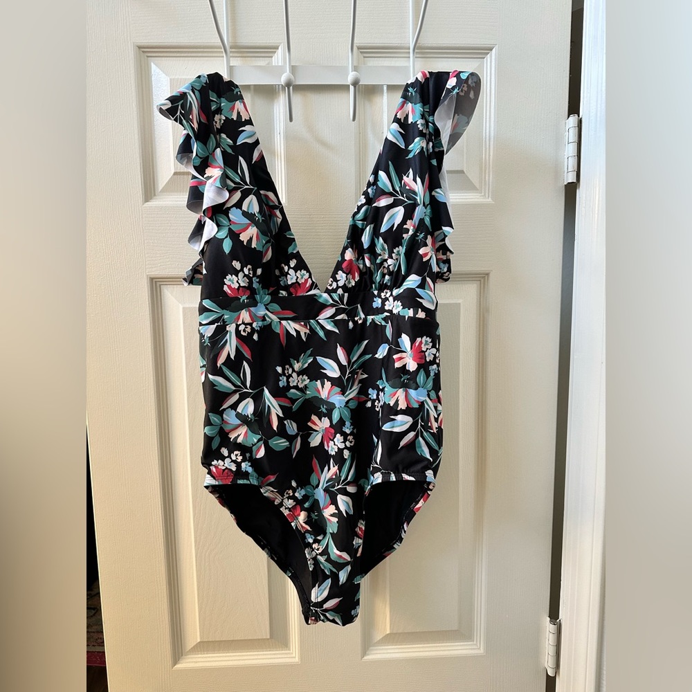 ModCloth deep V one piece swimsuit